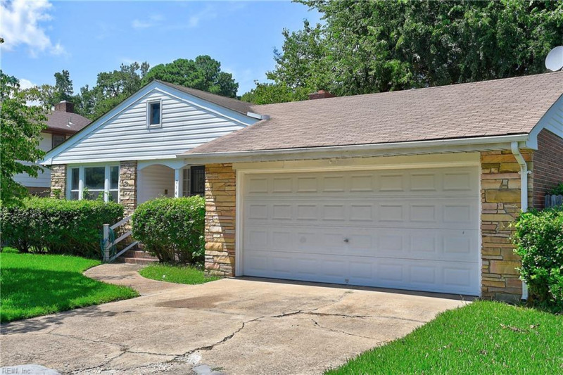 Photo 2 of 39 residential for sale in Chesapeake virginia Photo 2 of 39 residential for sale in Chesapeake virginia