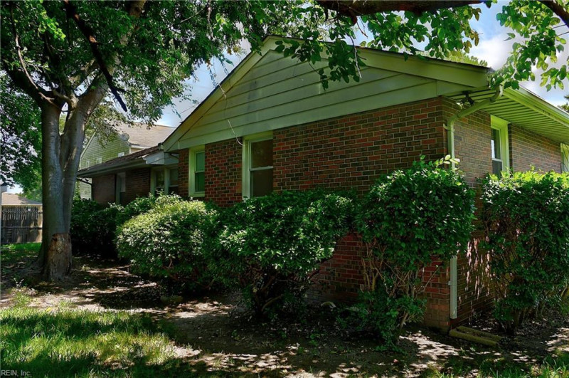 Photo 36 of 39 residential for sale in Chesapeake virginia Photo 36 of 39 residential for sale in Chesapeake virginia