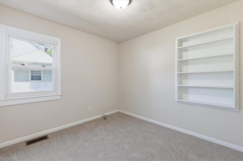 Photo 31 of 37 residential for sale in Norfolk virginia Photo 31 of 37 residential for sale in Norfolk virginia