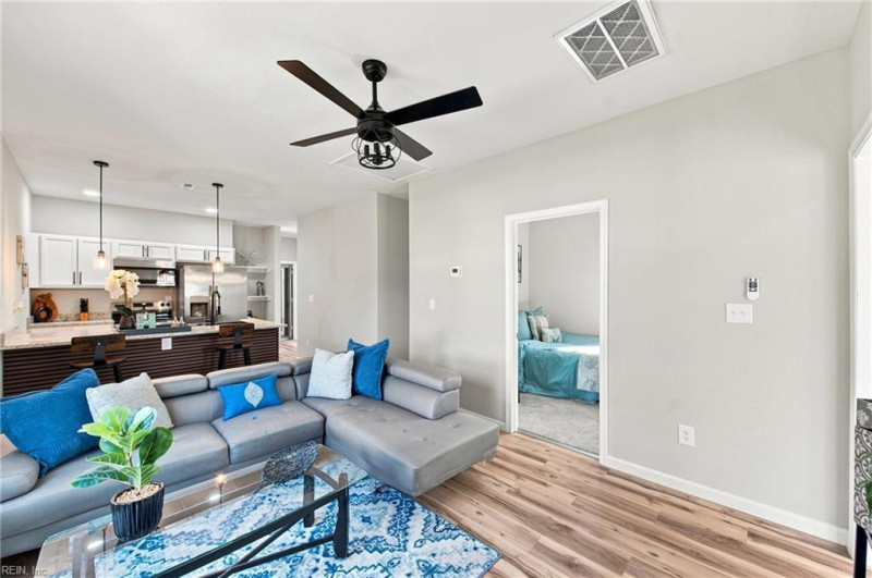 Photo 9 of 27 residential for sale in Newport News virginia