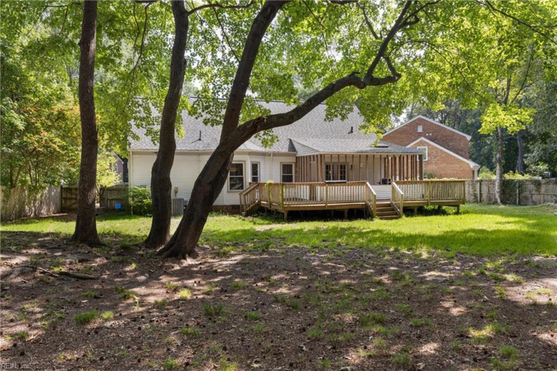 Photo 19 of 22 residential for sale in Chesapeake virginia