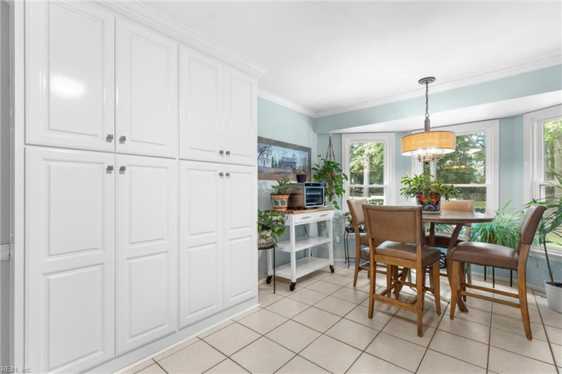 Photo 9 of 22 residential for sale in Chesapeake virginia