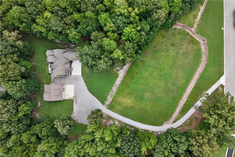 Photo 5 of 50 residential for sale in Chesapeake virginia Photo 5 of 50 residential for sale in Chesapeake virginia
