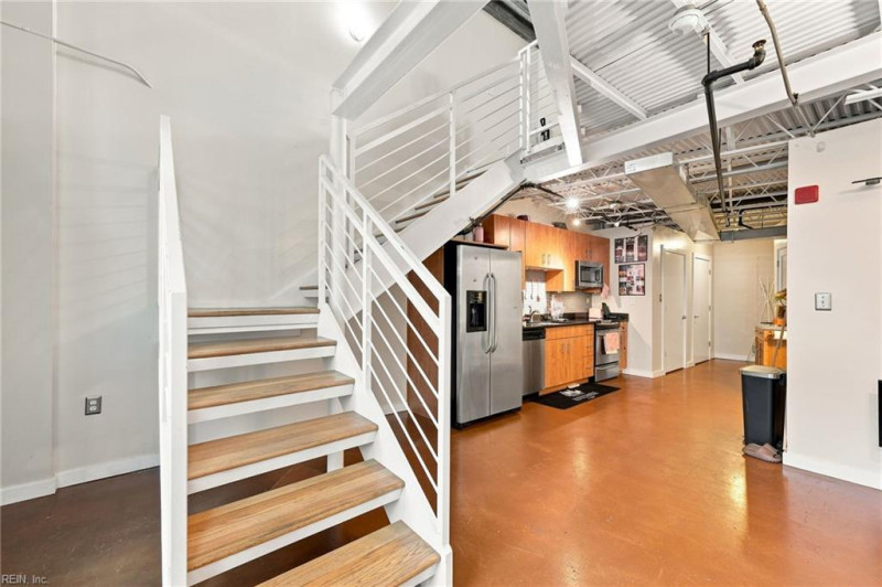 Photo 14 of 33 residential for sale in Norfolk virginia