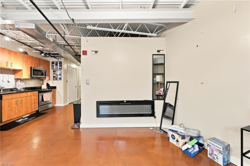 Photo 23 of 33 residential for sale in Norfolk virginia