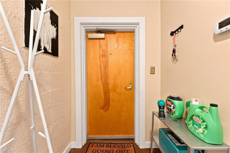 Photo 4 of 33 residential for sale in Norfolk virginia