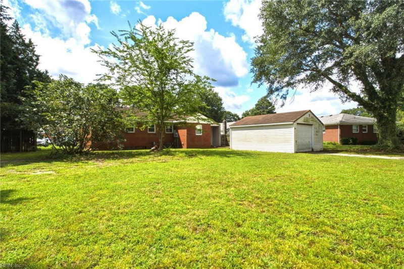Photo 23 of 26 residential for sale in Chesapeake virginia