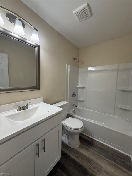 Photo 17 of 18 residential for sale in Portsmouth virginia Photo 17 of 18 residential for sale in Portsmouth virginia