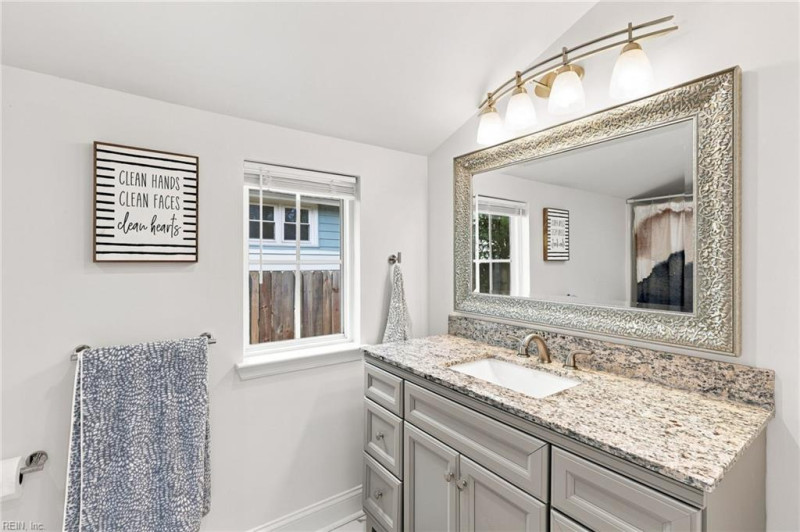 Photo 26 of 48 residential for sale in Chesapeake virginia