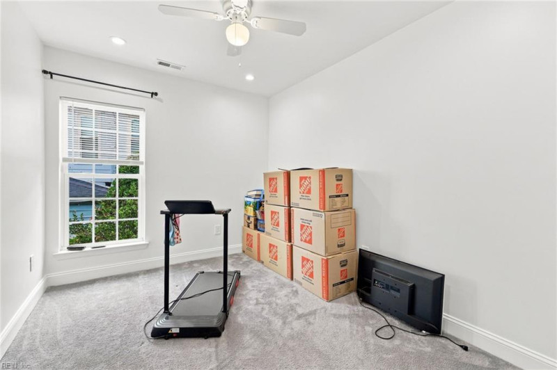 Photo 27 of 48 residential for sale in Chesapeake virginia