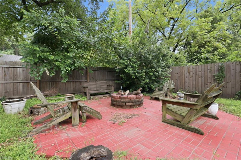 Photo 37 of 48 residential for sale in Chesapeake virginia