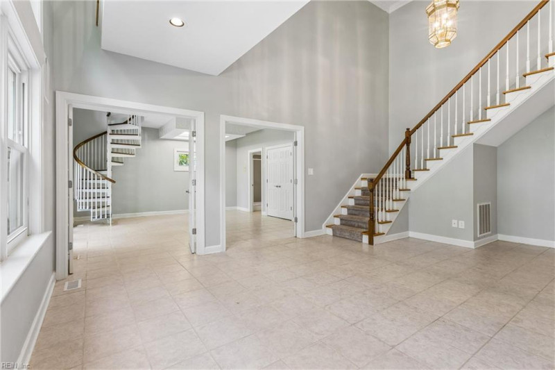 Photo 12 of 50 residential for sale in York County virginia