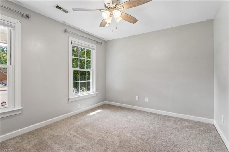 Photo 26 of 50 residential for sale in York County virginia