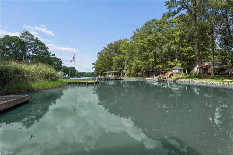 Photo 44 of 50 residential for sale in York County virginia
