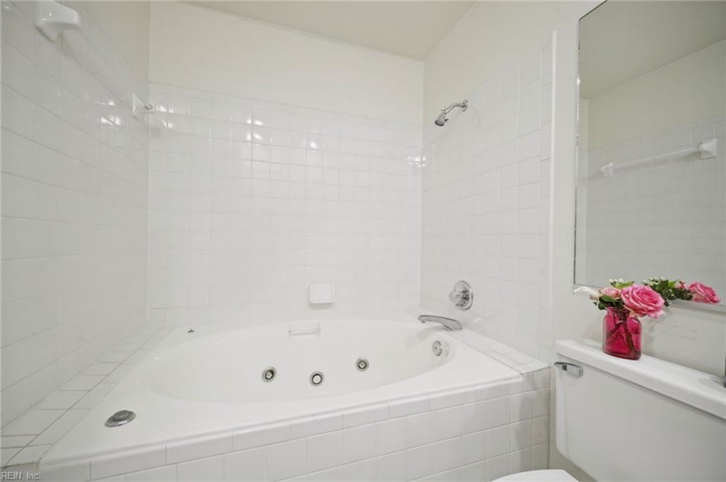 Photo 20 of 31 residential for sale in Virginia Beach virginia