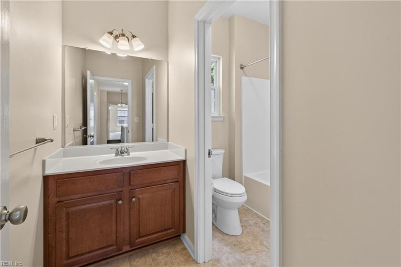 Photo 24 of 39 residential for sale in Chesapeake virginia