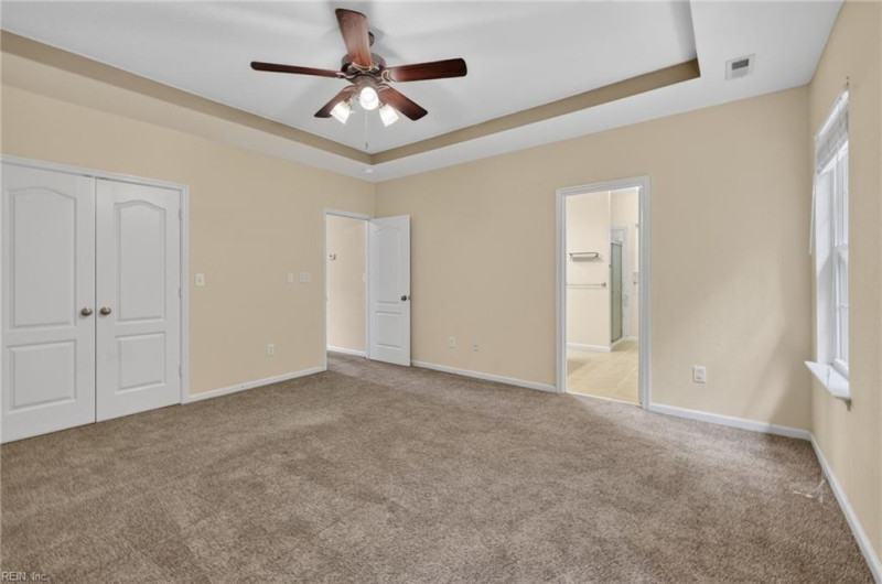 Photo 27 of 39 residential for sale in Chesapeake virginia