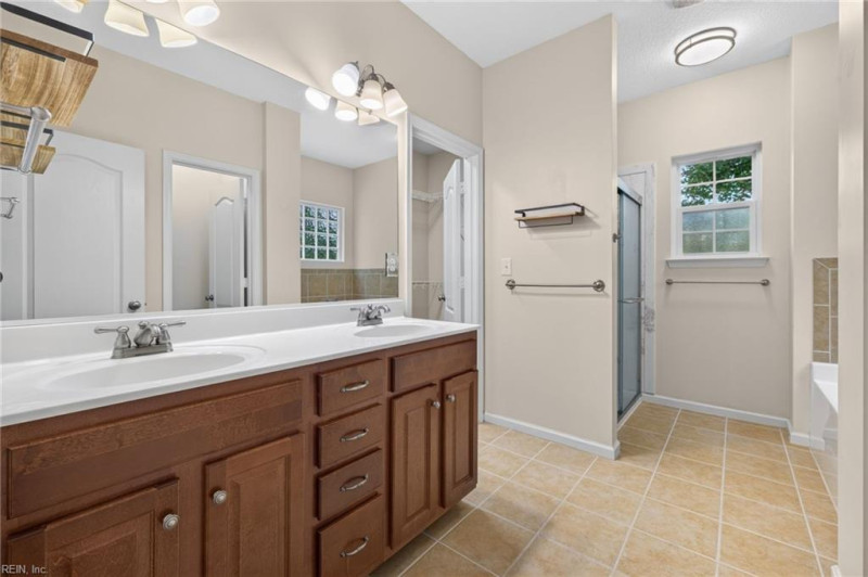 Photo 28 of 39 residential for sale in Chesapeake virginia