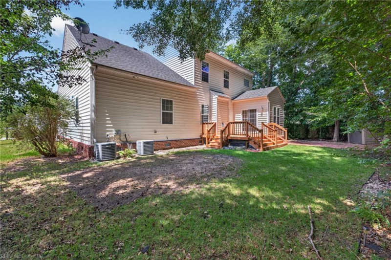 Photo 34 of 39 residential for sale in Chesapeake virginia