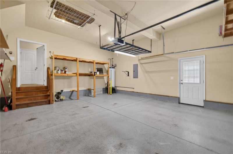 Photo 37 of 39 residential for sale in Chesapeake virginia