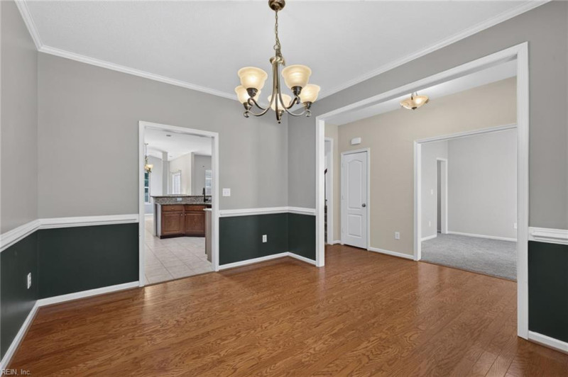 Photo 9 of 39 residential for sale in Chesapeake virginia