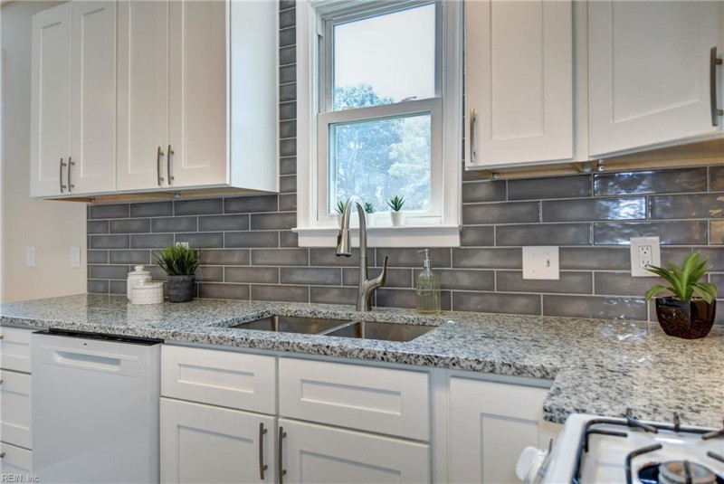 Photo 18 of 33 residential for sale in Newport News virginia