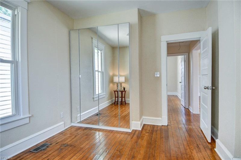 Photo 21 of 33 residential for sale in Newport News virginia