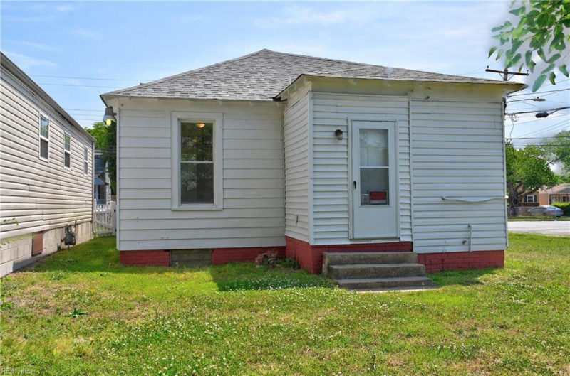 Photo 28 of 33 residential for sale in Newport News virginia