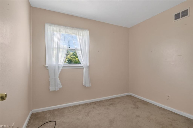Photo 16 of 27 residential for sale in Norfolk virginia Photo 16 of 27 residential for sale in Norfolk virginia