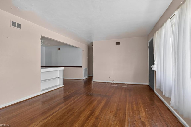 Photo 6 of 27 residential for sale in Norfolk virginia Photo 6 of 27 residential for sale in Norfolk virginia