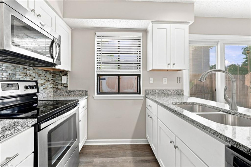 Photo 17 of 45 residential for sale in Chesapeake virginia Photo 17 of 45 residential for sale in Chesapeake virginia