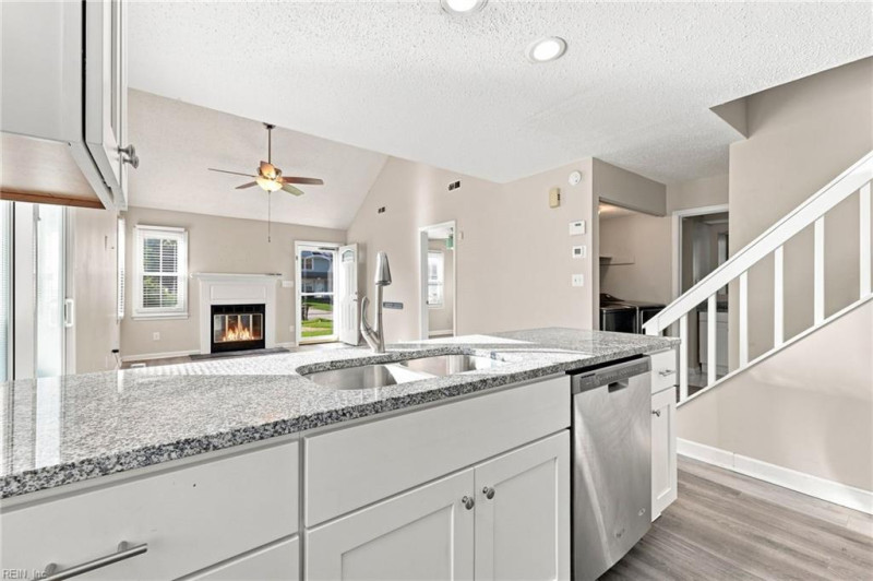 Photo 18 of 45 residential for sale in Chesapeake virginia Photo 18 of 45 residential for sale in Chesapeake virginia