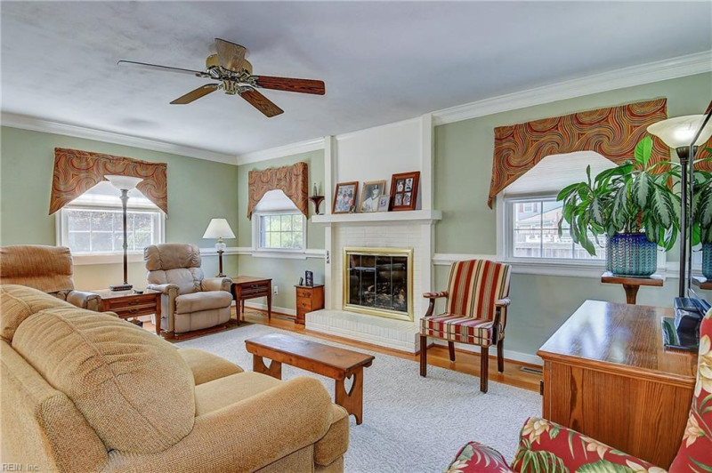 Photo 7 of 43 residential for sale in Virginia Beach virginia Photo 7 of 43 residential for sale in Virginia Beach virginia