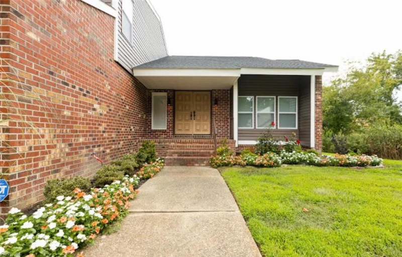 Photo 3 of 19 residential for sale in Hampton virginia Photo 3 of 19 residential for sale in Hampton virginia