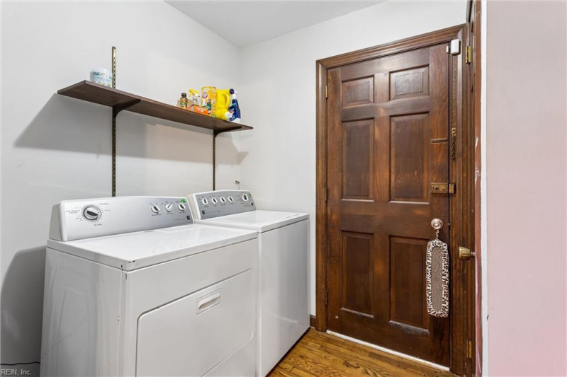Photo 13 of 28 residential for sale in Newport News virginia