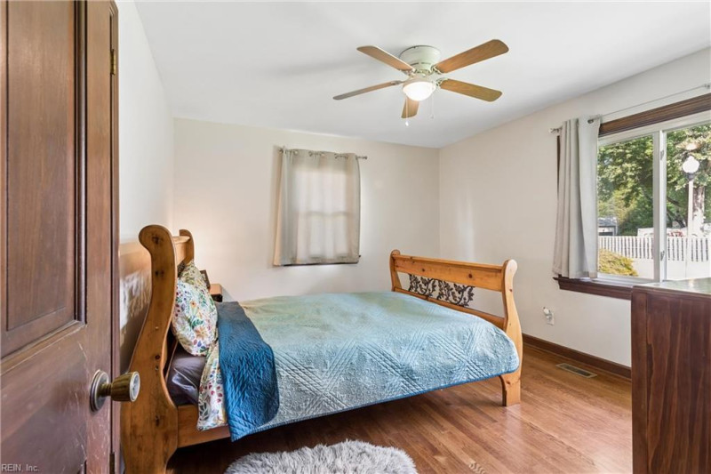 Photo 21 of 28 residential for sale in Newport News virginia