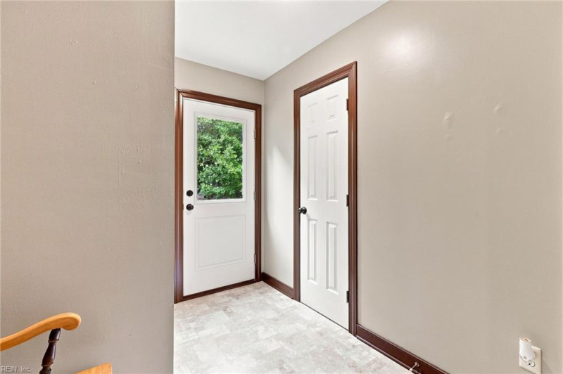 Photo 19 of 49 residential for sale in New Kent County virginia