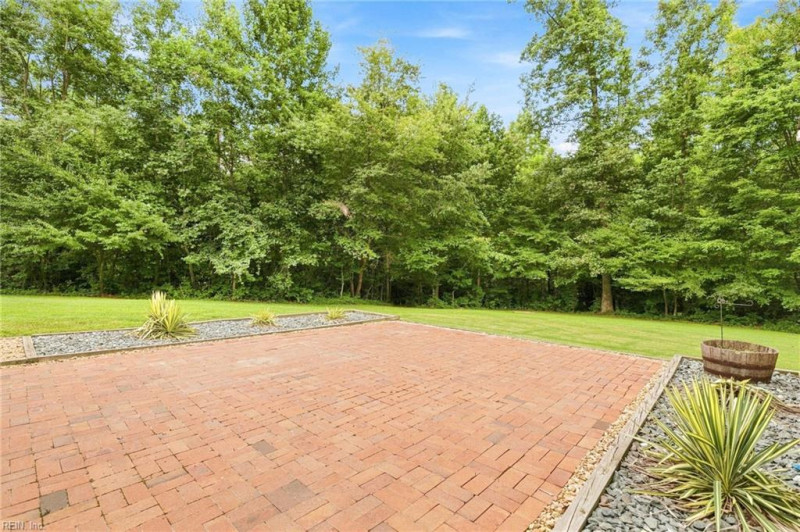 Photo 33 of 49 residential for sale in New Kent County virginia