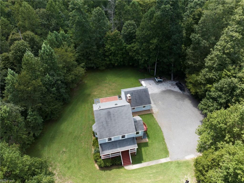 Photo 5 of 49 residential for sale in New Kent County virginia