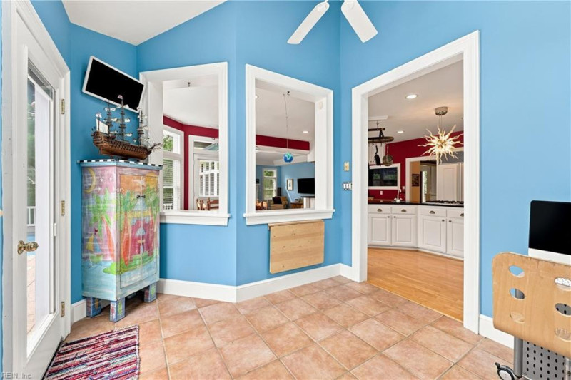 Photo 13 of 43 residential for sale in Virginia Beach virginia