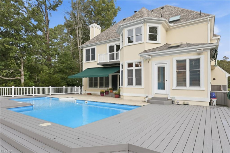 Photo 3 of 43 residential for sale in Virginia Beach virginia