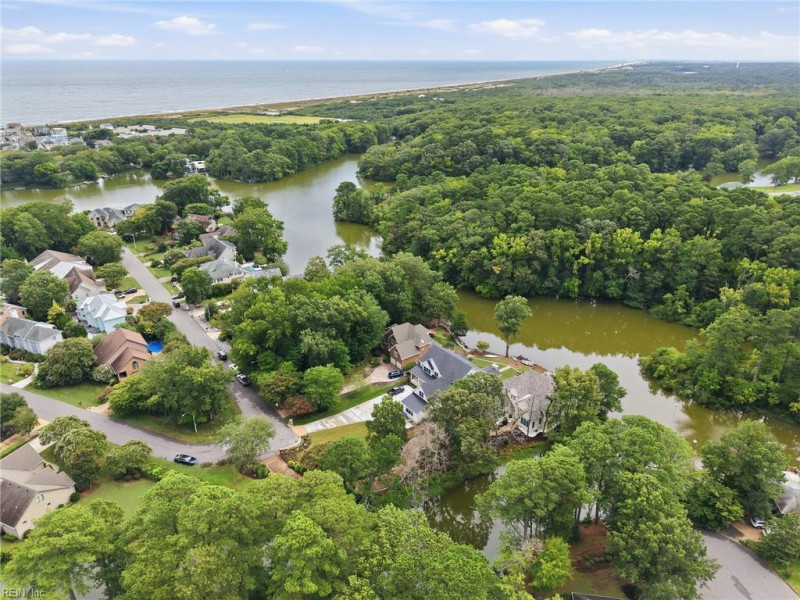 Photo 33 of 43 residential for sale in Virginia Beach virginia