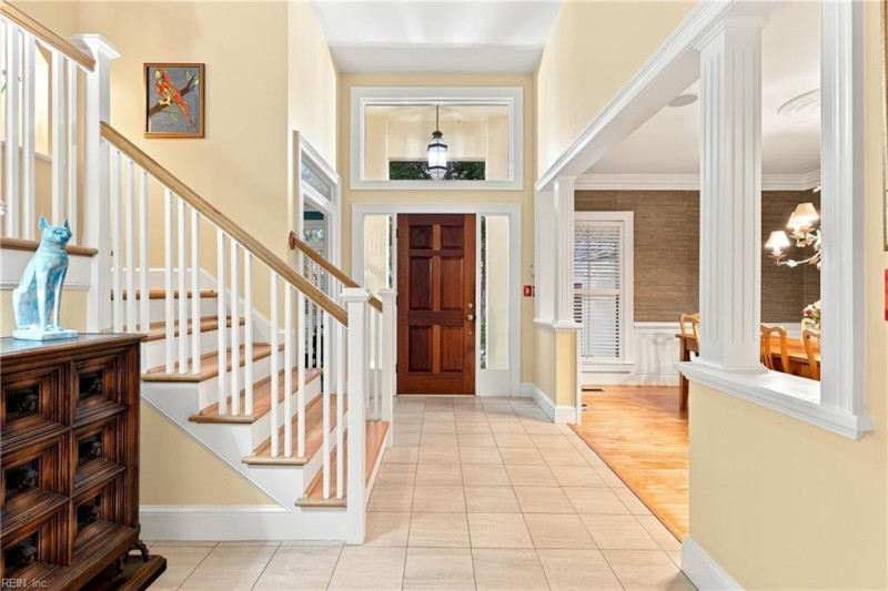 Photo 5 of 43 residential for sale in Virginia Beach virginia