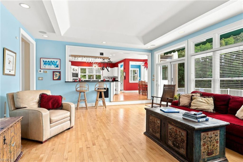 Photo 9 of 43 residential for sale in Virginia Beach virginia