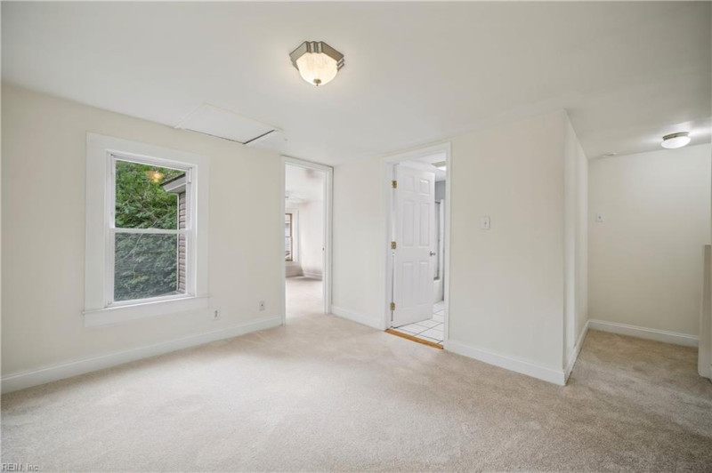 Photo 15 of 34 residential for sale in Norfolk virginia