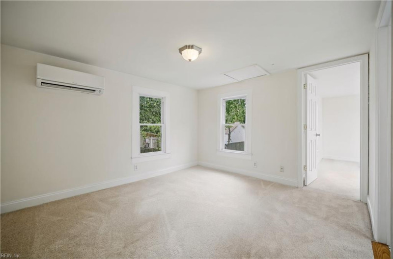 Photo 16 of 34 residential for sale in Norfolk virginia