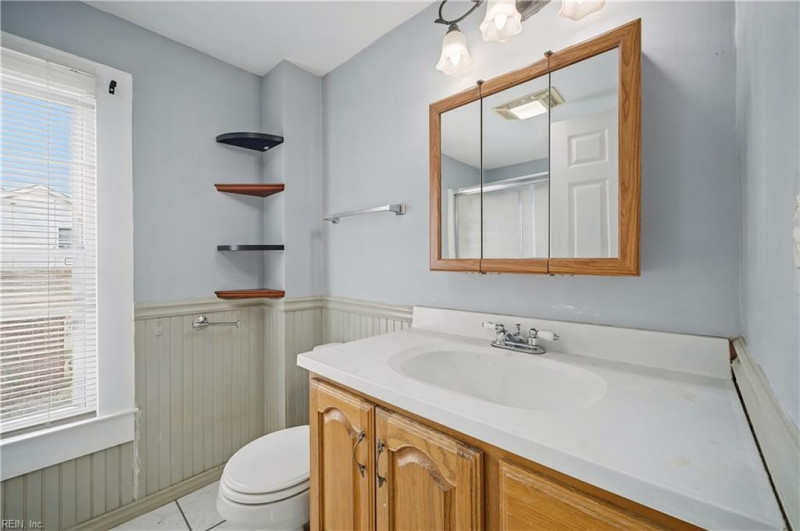 Photo 18 of 34 residential for sale in Norfolk virginia