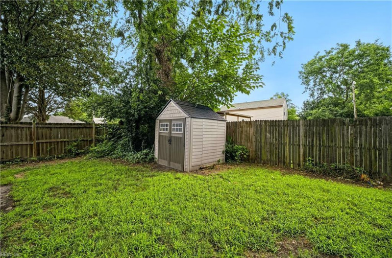 Photo 25 of 34 residential for sale in Norfolk virginia