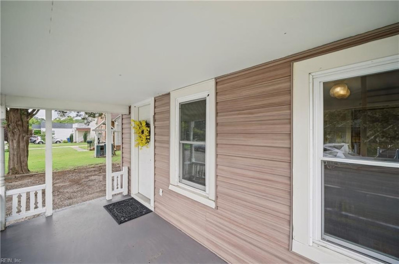 Photo 5 of 34 residential for sale in Norfolk virginia