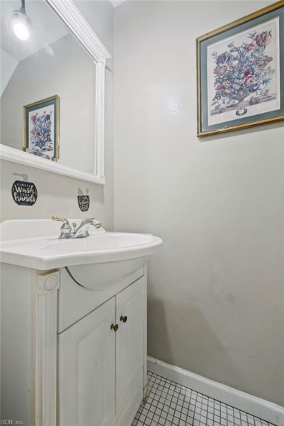Photo 10 of 25 residential for sale in Newport News virginia Photo 10 of 25 residential for sale in Newport News virginia